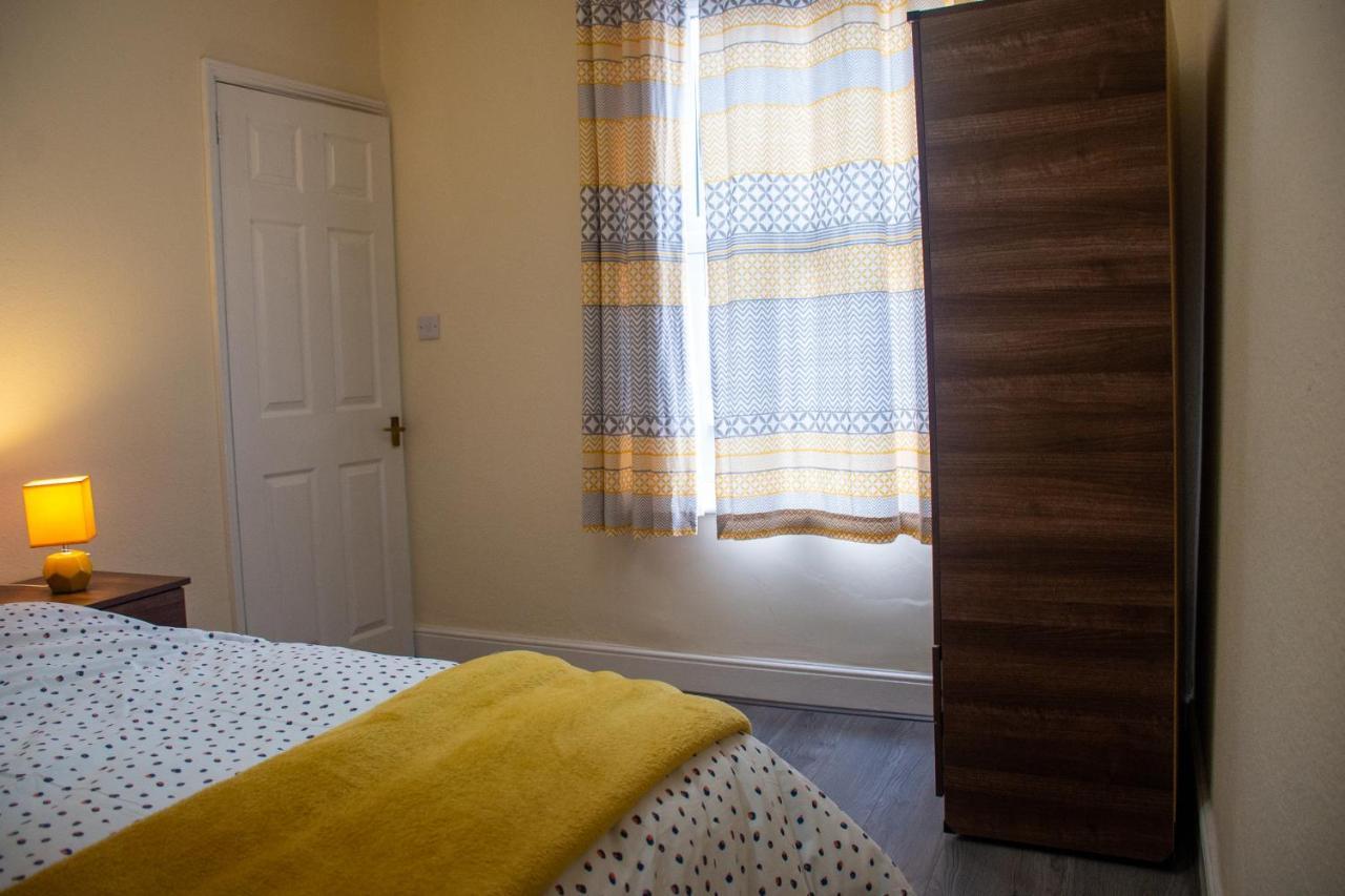 Royale Green View House- Free Parking, Wifi, Perfect For Contractors And Holiday Northampton Exteriér fotografie
